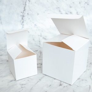 Strong Cardboard Picture Boxes - Multiple Sizes Available or