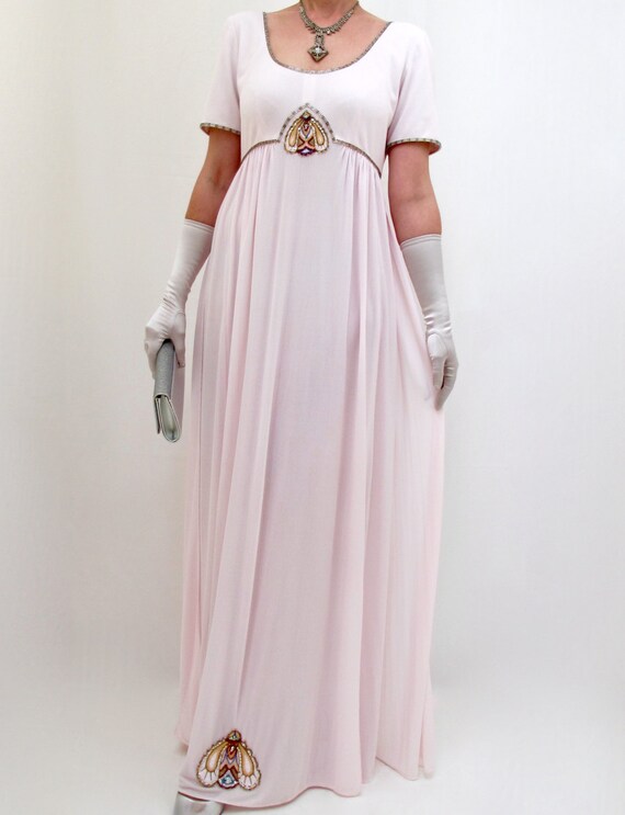 Stunning Elegant Vintage 1970's 70's Bill Gibb Pin