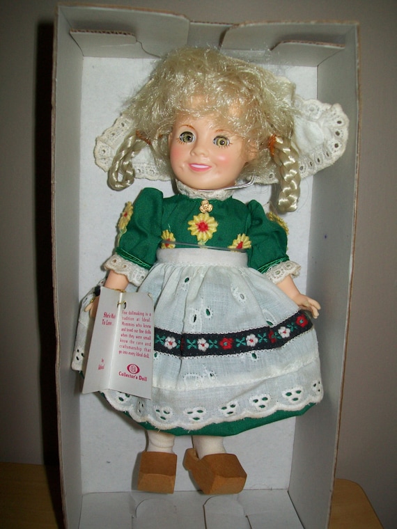 1982 Shirley Temple 8 Inch Doll From Ideal, Dressed as 'heidi 1982 Shirley Temple 8 Inch Doll From Ideal, Dressed as 'heidi