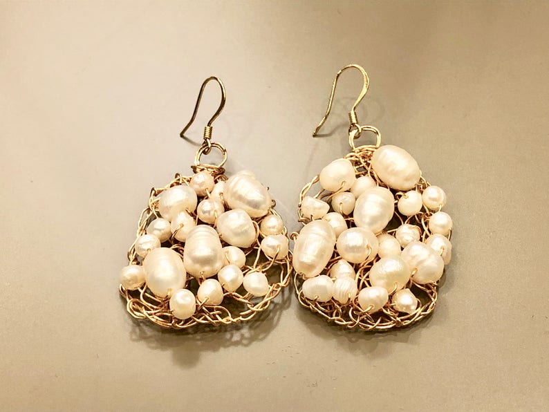 Handmade 14K gold filled wire crochet earrings with white fresh water pearls SJC10113