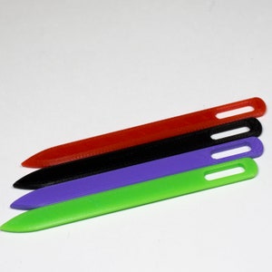 Toothbrush rug needle, One Needle, Plastic needle for weaving, nalbinding and rugmaking,