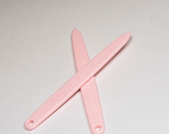 Toothbrush rug needle, One Needle, Plastic needle for weaving, nalbinding and rugmaking,