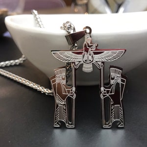 Farvahar Ahura Mazda Zoroastrian Faravahar Achaemenian Pingente Colar Homens Mulheres Alta Qualidade 35*45mm