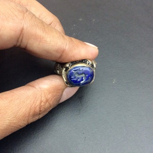 Old, vintage mountain deer  ring. Animal ring, size 7, lapis lazuli ring, amulet ring, engraved intaglio T2 , central asia jewelry