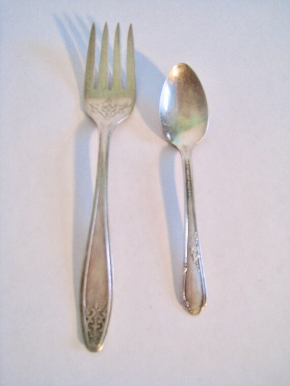 4 Vintage Wm A Rogers Oneida Ltd Endearable Silverplate Flatware Dinner Knives
