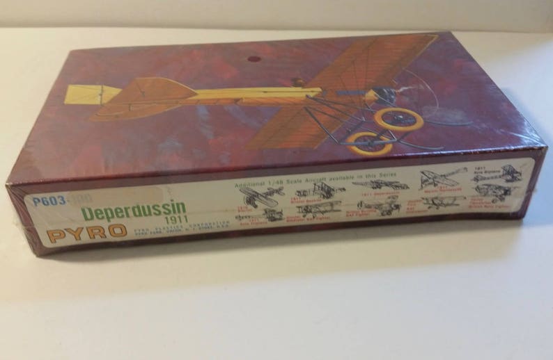 Vintage airplane 1911. Vintage Model Airplane Unopened PYRO Deperdussin airplane P603-100 NOS 148 scale
