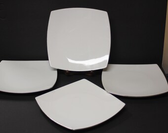 Mikasa Couture Platinum Conture Bone China 10.5" Dinner Plate's AN010 EUC set of 4