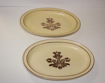 Vintage Pfaltzgraff Village Pattern USA 12 " Oval Serving Platter Set of 2