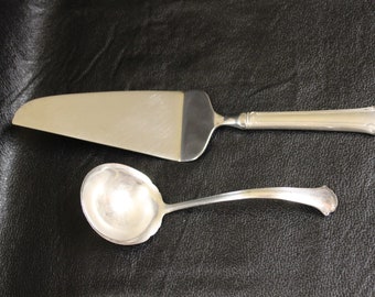 Towle 925 Sterling Silver "CHIPPENDALE" Solid Gravy Ladle And Pie Spatula