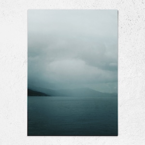 Postkarte Schottischer See, Fotopostkarte, Grußkarte, Geschenkkarte, Fotografie, mood, Melancholie, Lifestyle, modern Vintage, abstrakt
