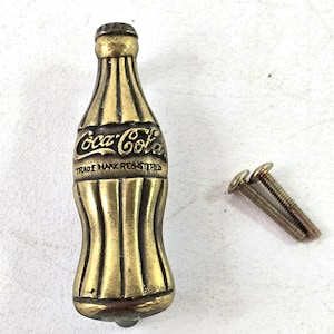 Vintage 3,5" metall Coca Cola-flaskdörr / skåpbeslag handtag