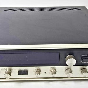 Vintage Sansui Model 2000 Am / Fm Stereo Receiver Please Read