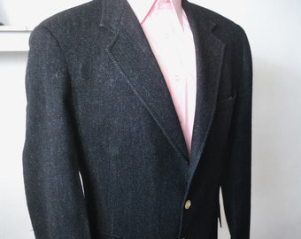Vintage Herringbone Tweed Sport Coat/ Charcoal Gray Tweed Sport Jacket/ Evan-Picone Menswear/ Size 42