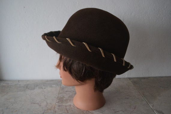 Women's Brown Felt Tyrolean Style Hat/ Vintage Bo… - image 3