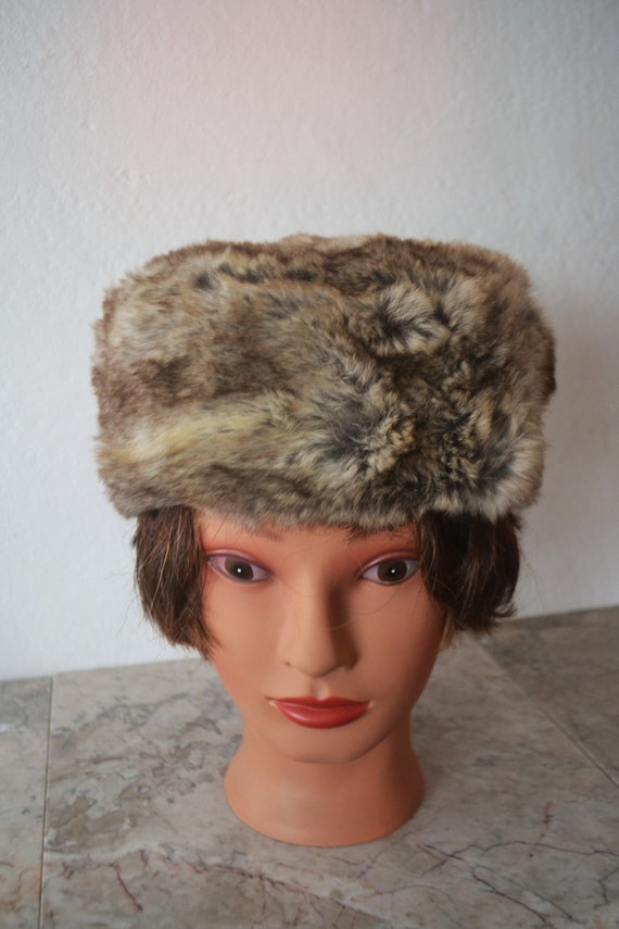 50's Fur Pill Box Hat/ Vintage Rabbit Fur Hat/ Wo… - image 4