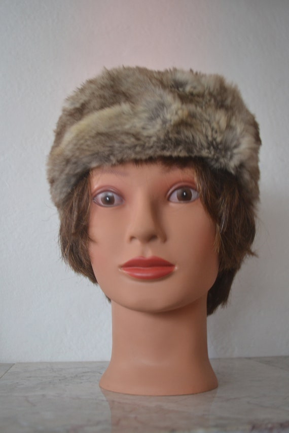 50's Fur Pill Box Hat/ Vintage Rabbit Fur Hat/ Wo… - image 3