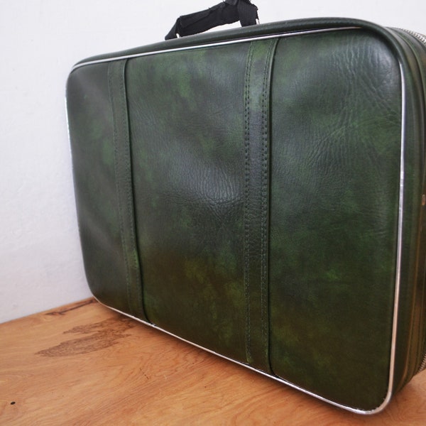 Naugahyde Soft Side Overnight Bag/ Carry On Suitcase/ Vintage Green Vegan Briefcase/ W.P. Hemenway Luggage/ 70's Carry On Bag