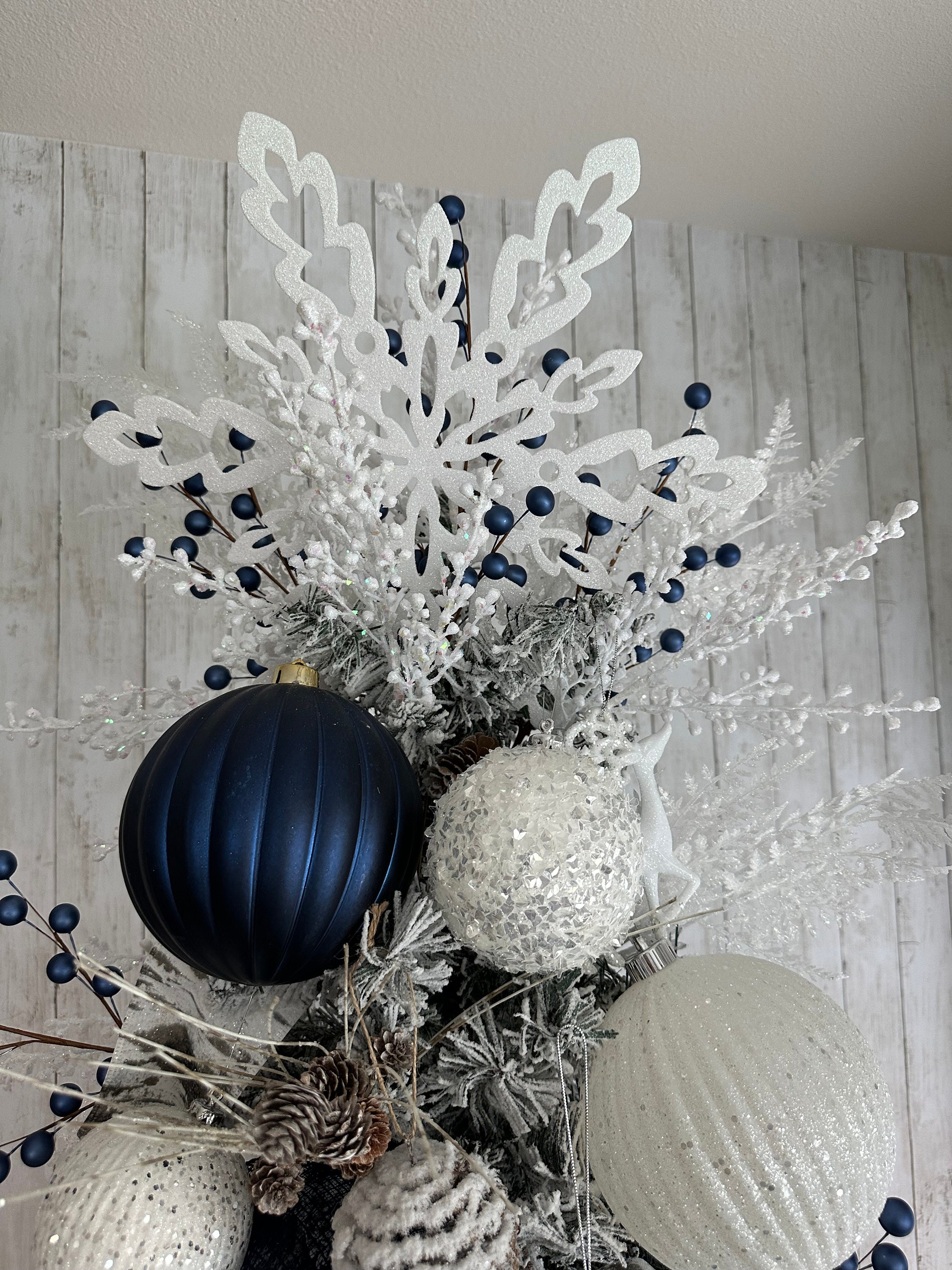 Tree Kit White & Navy Christmas - Woodland -Bundle includes