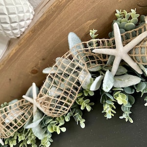 Beach Garland, Starfish Garland, Mantel Garland, Beach Decoration, Coastal Garland, Beach Wedding Garland, Year Round Garland, table runner