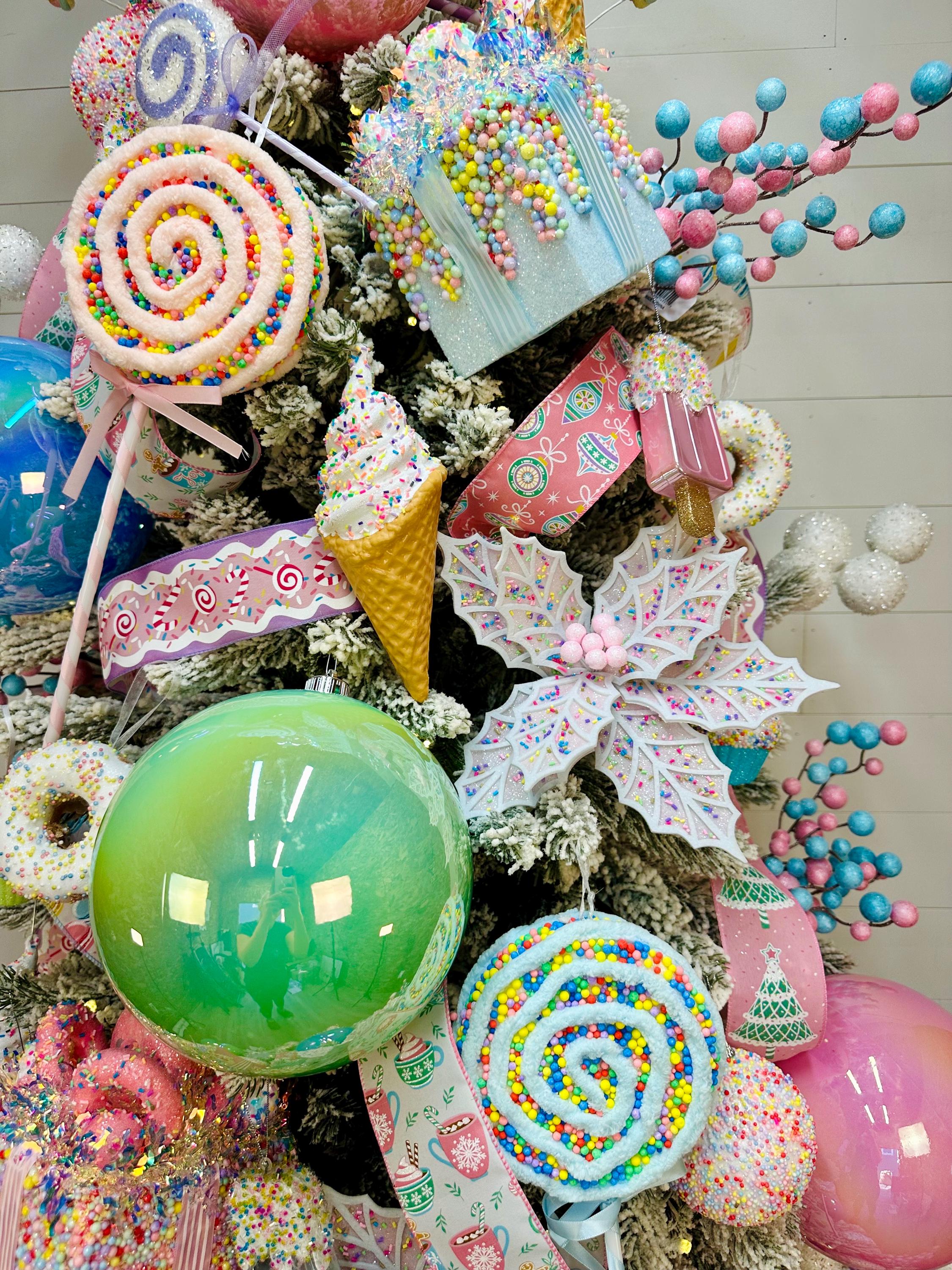 Candy Christmas Tree Kit, Pink Candy Christmas Tree, Tree Decorations,  Candyland Christmas, Candy Christmas, Candies Pink Gumball Candy Blue - Etsy, image size:2250x3000
