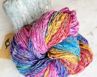Sweetheart Tweed Hand Spun Yarn - Rainbow