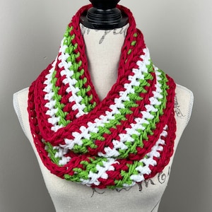 Crochet scarf, red green and white striped infinity scarf, Christmas scarf, holiday scarf