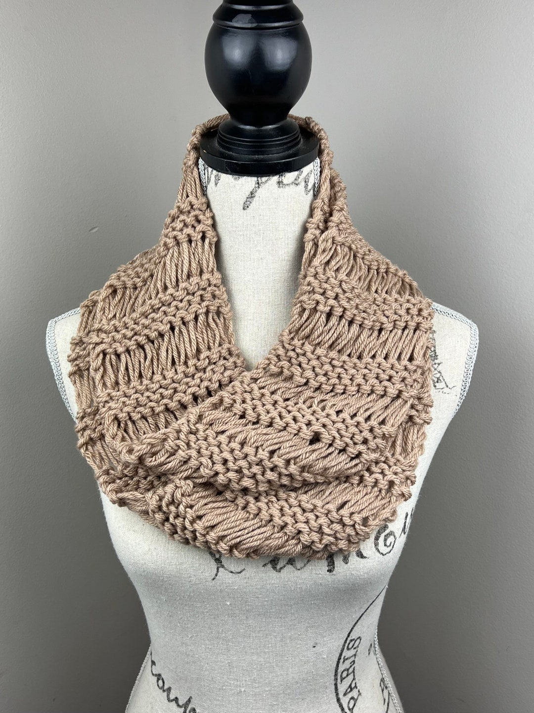 Infinity Scarf, Chunky Knit Scarf, Knitted Taupe Loop Scarf - Etsy
