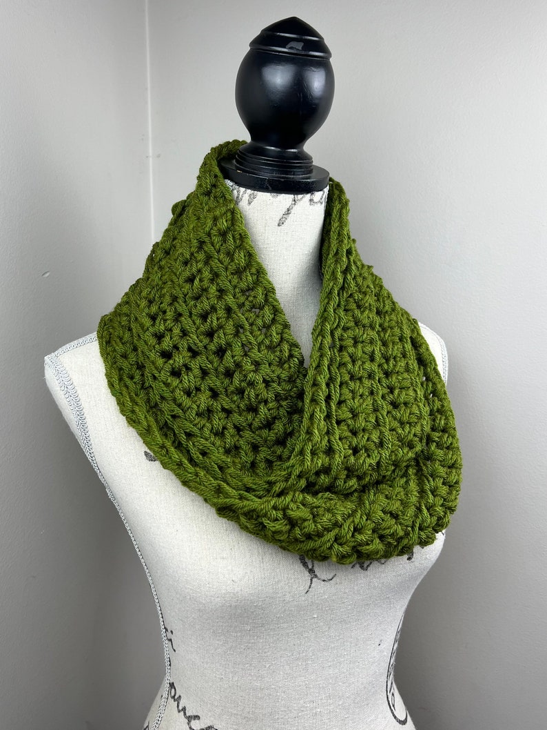 Olive green chunky crochet infinity scarf image 2