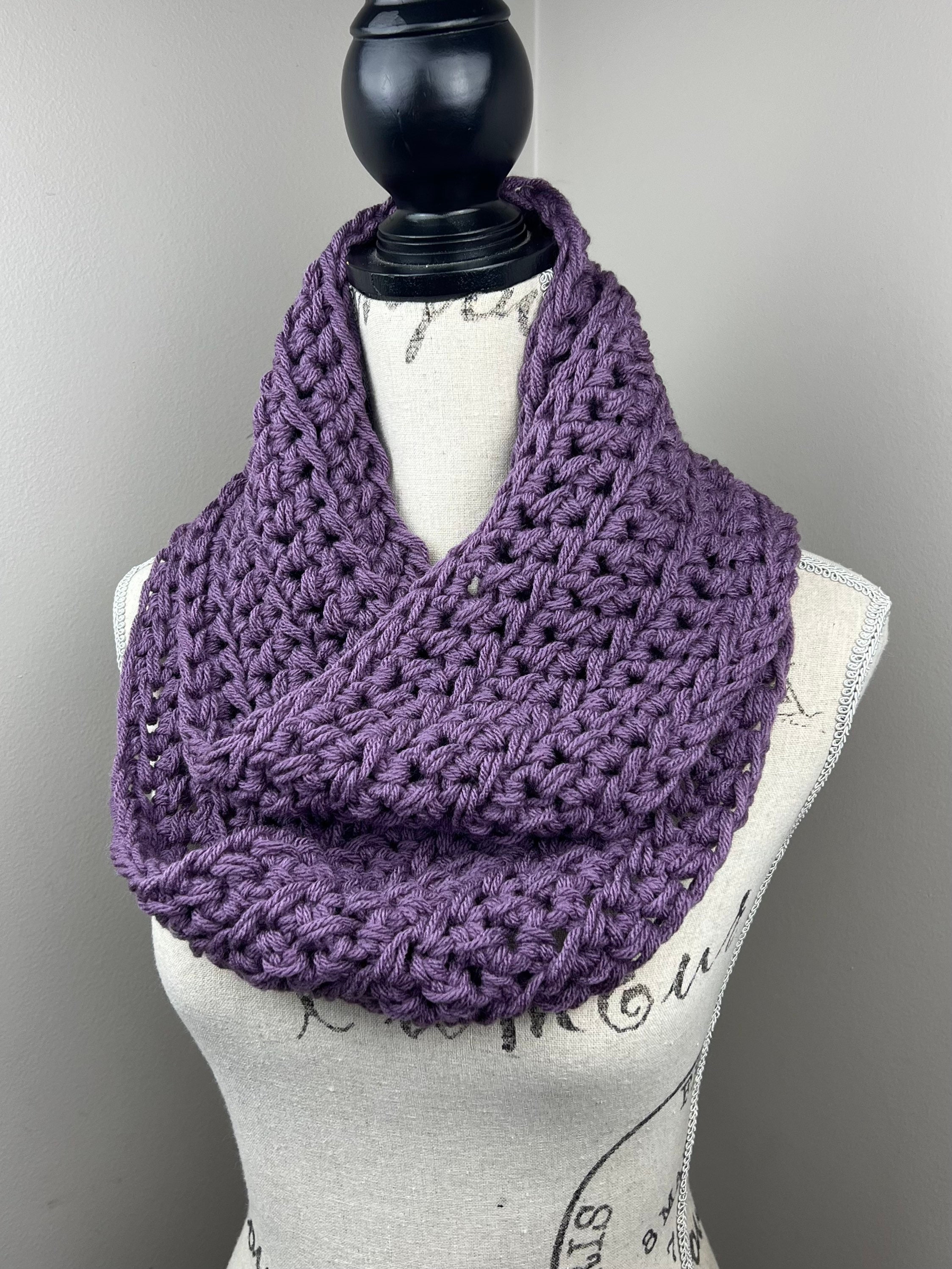 Purple Crochet Scarf, Plum Chunky Crochet Infinity Cowl - Etsy