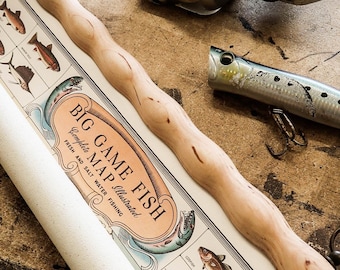 Big game fish map of US, Fisherman gift or lake house decor, Handcarved alder wooden bars and finials