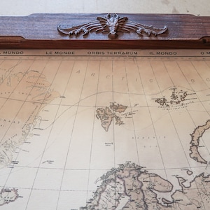 Geschnitzter Drache, Weltkarte als einzigartige Wandkunst, Game of Thrones Kunst, Moderne Welt, Amerikanische Walnussleisten, Wandkunst Game of Thrones