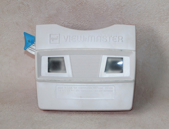 Vintage GAF View-master With Reels Red & White Viewmaster 