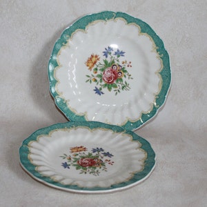 Pair of Royal Doulton Bread & Butter Side Plates - Kingswood Green