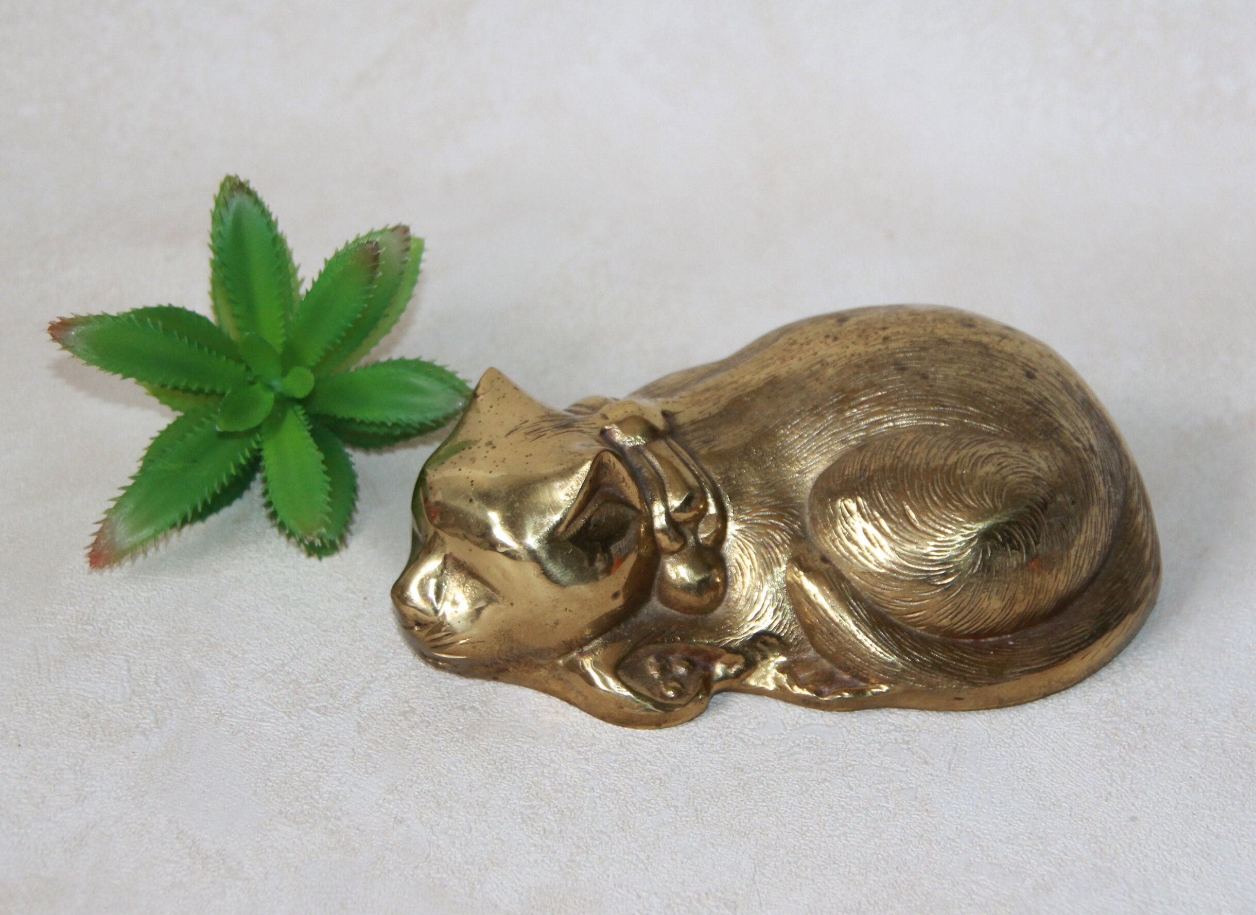 Vintage Brass Cat Figurine Brass Sleeping Cat Cat Lover's Gift Brass  Paperweight -  Canada