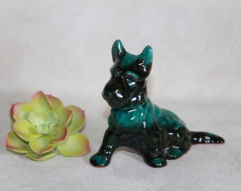 ブルーマウンテン陶器製スコティッシュテリアの置物（カナダ製