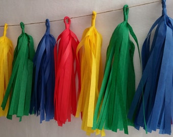 20 Tassel Sesame Street Tissue Paper Garland, Birthday Party Decorations, Streamers, Fringe Garland, First Birthday, Building Blocks, Red
