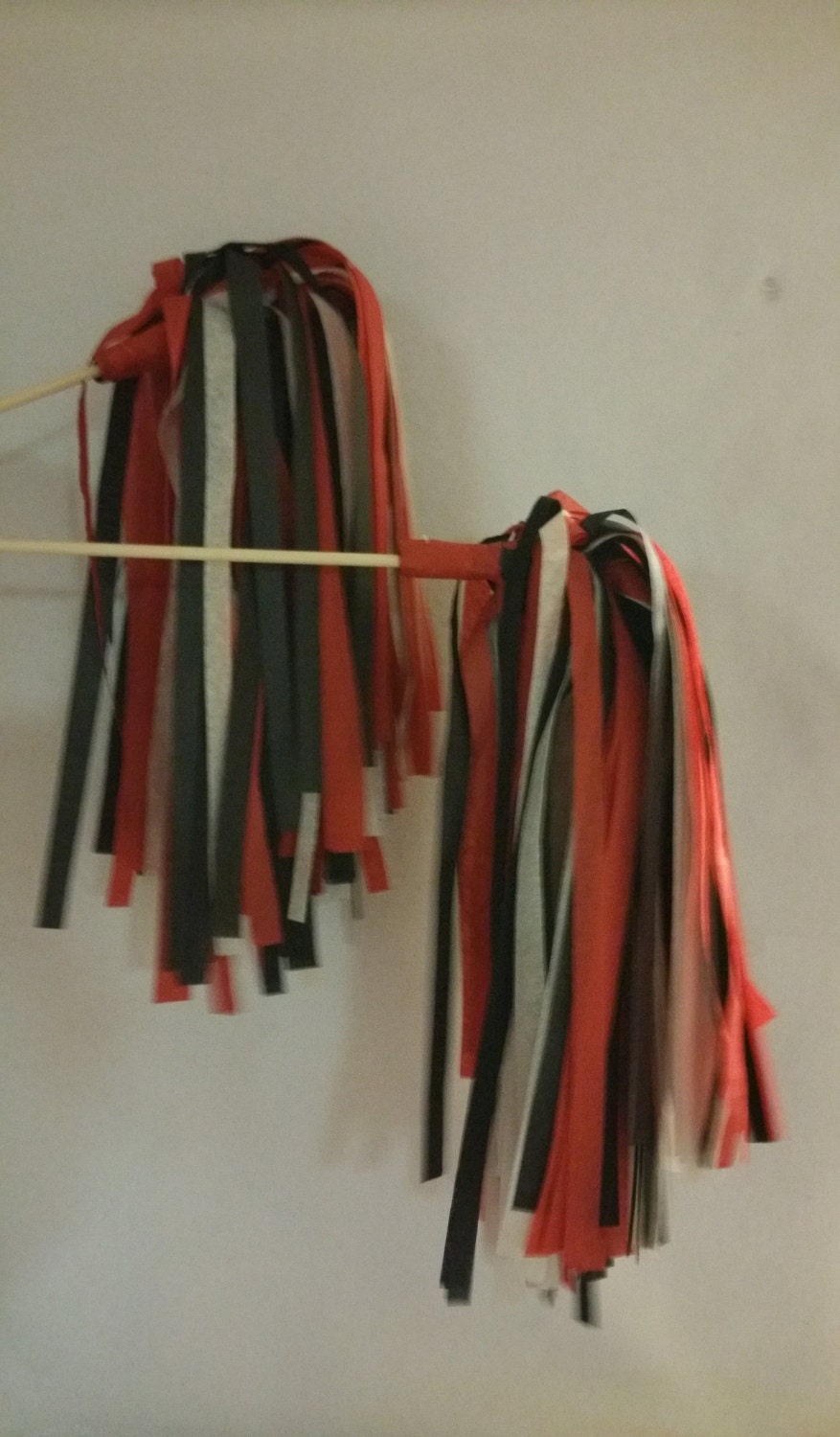 Only 1.00 Each 10 Cheerleading Georgia Bulldogs Pom Poms Red | Etsy