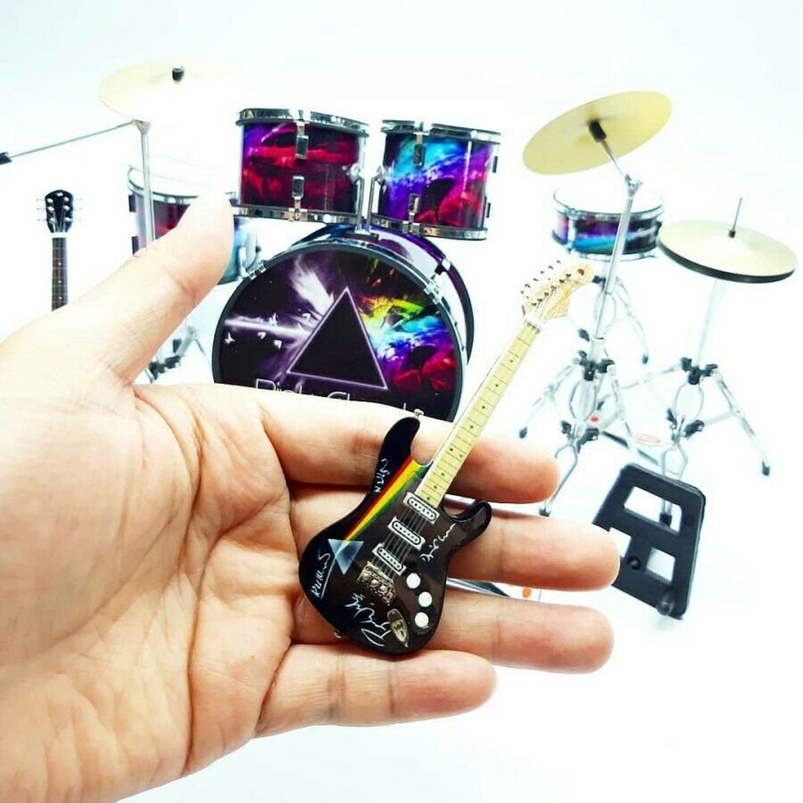Pink Floyd Miniature Drum and Guitar Instrument Set - Realistic 1:6 Set ...