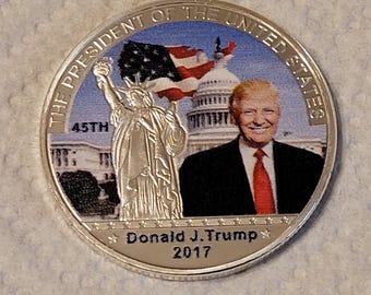 Donald Trump 2017 Inauguration Gold Plated Proof Coin MAGA Note