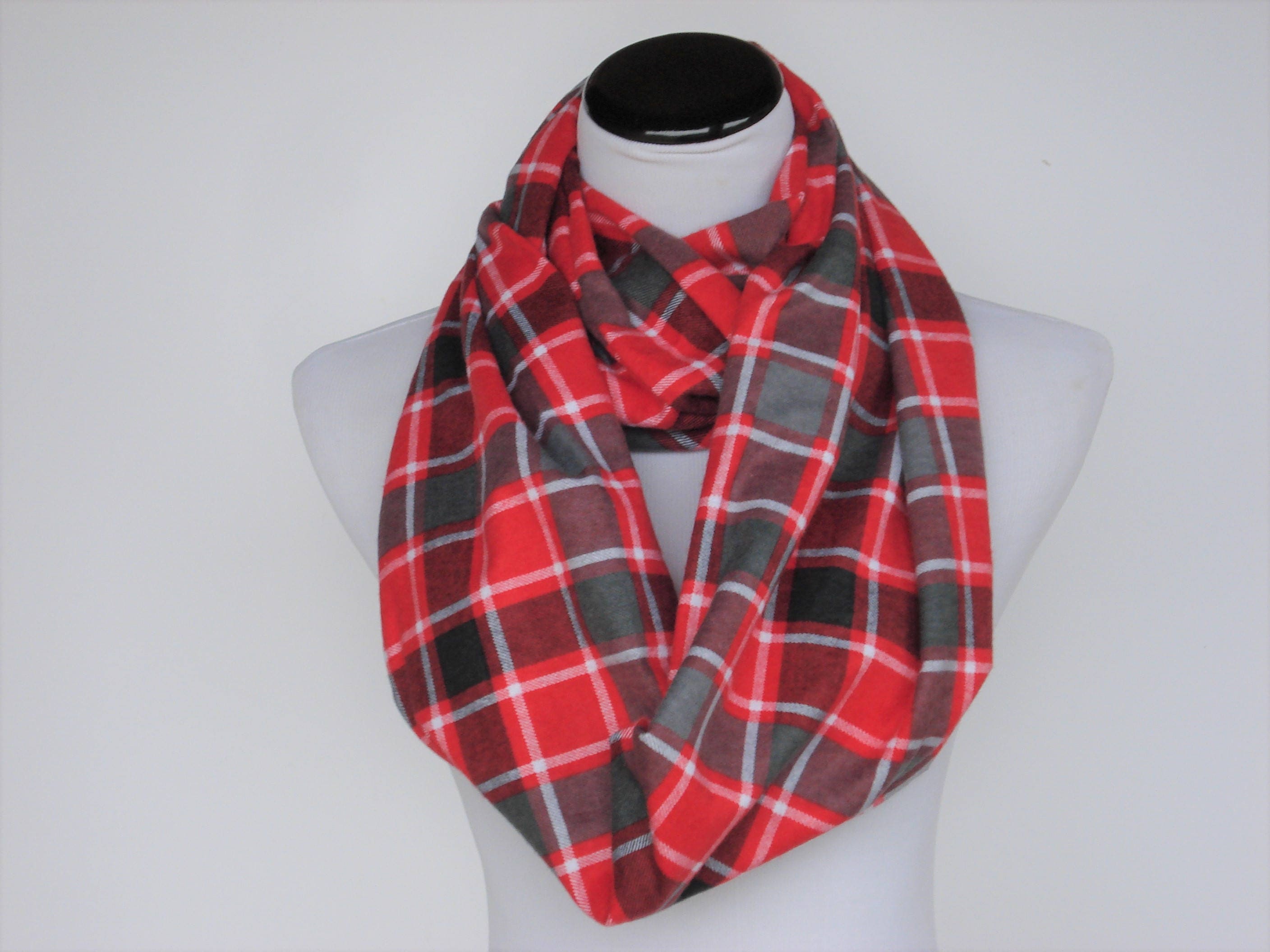 Plaid infinity scarf Christmas scarf red gray Buffalo plaids | Etsy