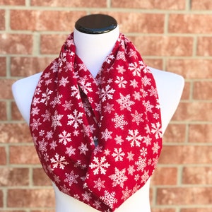 Snowflake Scarf Christmas Scarf Red White Snowflakes Infinity Scarf White Scandinavian Scarf Soft & Warm Winter Scarf Flannel scarf
