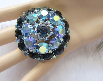 Vintage Weiss Blue Aurora Borealis Rhinestone Dome Brooch Pin Mid Century