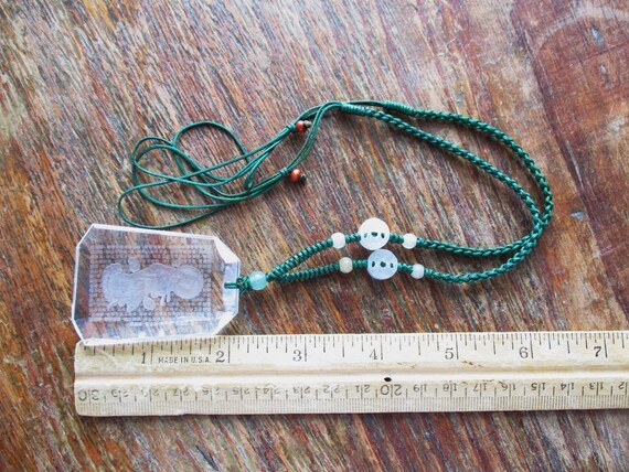 Vintage Chinese Pendant Etched Glass Great Compas… - image 8