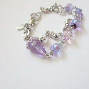Vintage Signed Kirks Folly Bracelet Purple Crystal AB Beads Silver Tone Bild 6