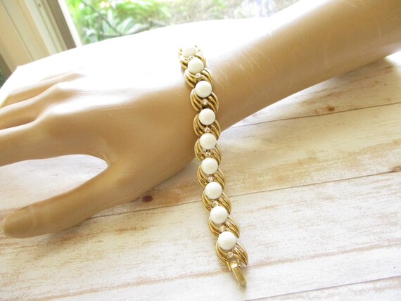 Vintage Crown Trifari Bracelet Gold Tone White Gl… - image 9