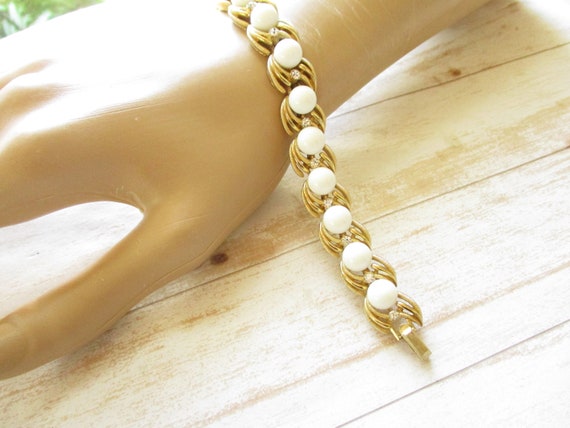 Vintage Crown Trifari Bracelet Gold Tone White Gl… - image 10