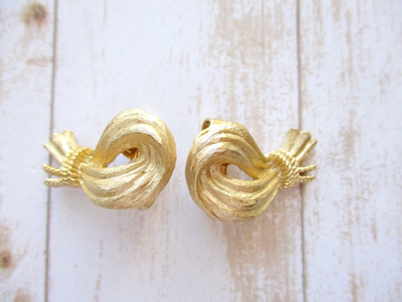 Crown Trifari Brushed Gold Tone Clip On Earrings