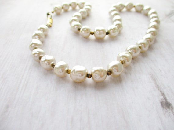 Vintage Signed HOBE' Glass Pearl Necklace - image 4