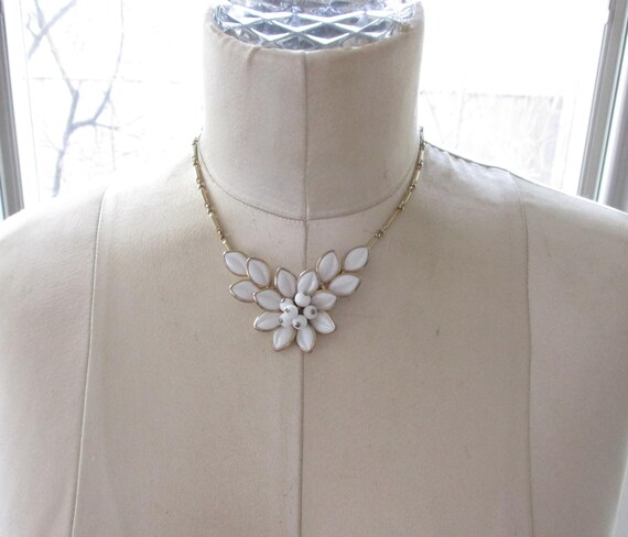 Vintage CORO White Flower Demi Parure Mid Century… - image 4
