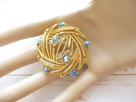 Vintage Signed LISNER Blue AB Rhinestone Gold Ton… - image 9